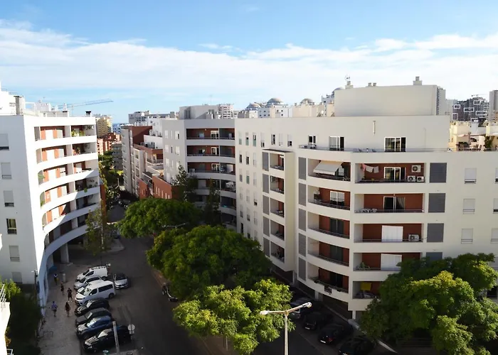Clem Terrace Flat